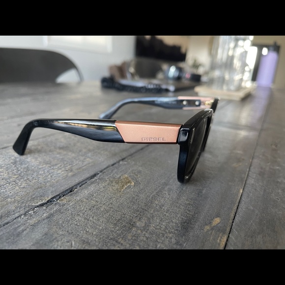 Black Diesel Sunglasses Unisex main image 7